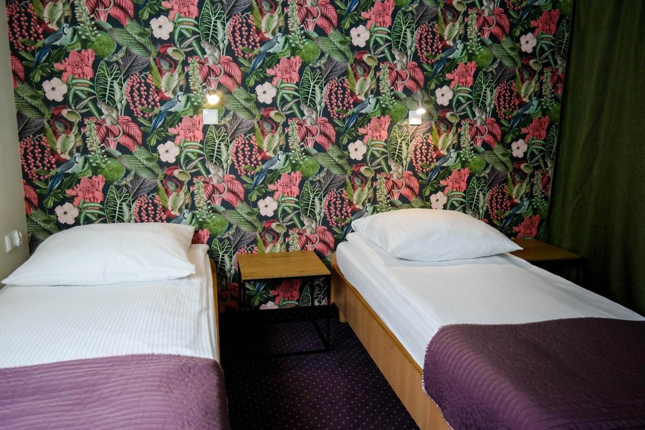 Hotel George Nadarzyn Ngoại thất bức ảnh