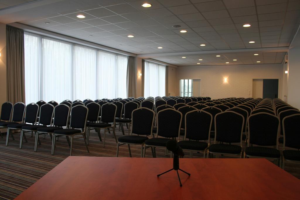 Hotel George Nadarzyn Ngoại thất bức ảnh