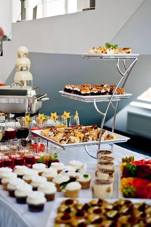 Hotel George Nadarzyn Ngoại thất bức ảnh